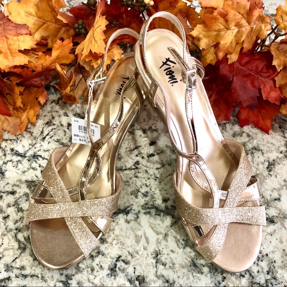 NWT Strappy Gold Fioni Wedge Sandal